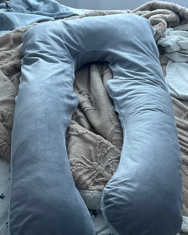 Coussin de grossesse en U Berceline, photographié par une acheteuse (Roumanie)